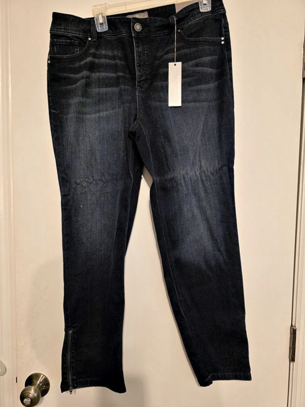 Chico's So Slimming Ankle Jeans in Black Size 2 NWT